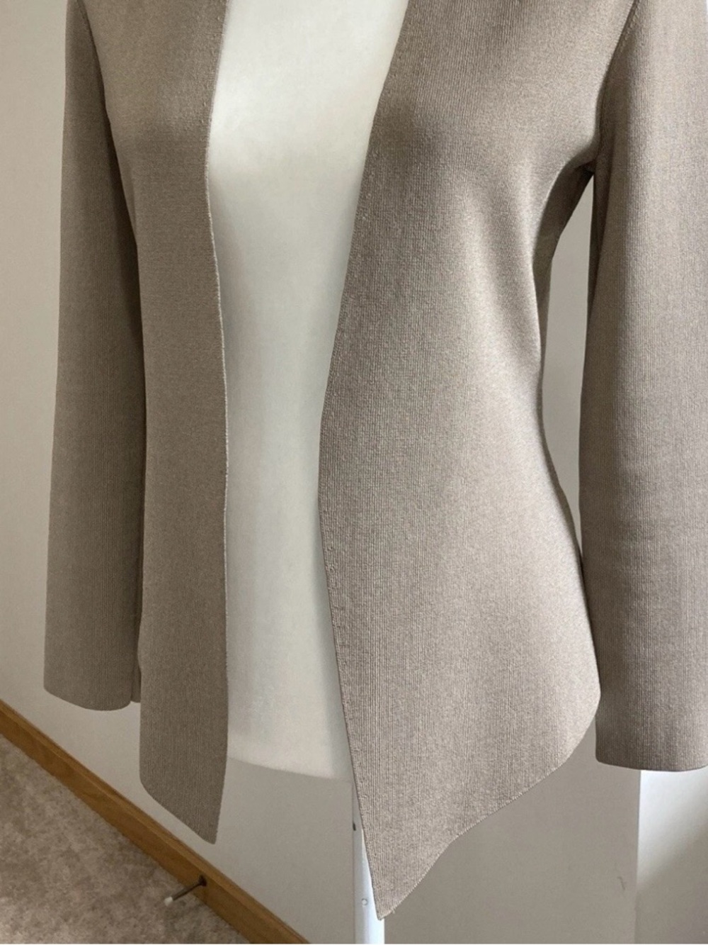 MM.LaFleur Taupe Pearl Jardigan | Open Front Knit Blazer Cardigan | Size Small - Picture 3 of 15